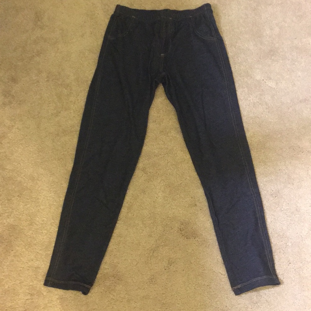 Jeggings (leggings + jeans)